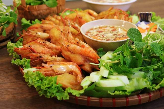 Cách làm bánh tôm giòn rụm, thơm nức, để lâu không mềm của mẹ đảm Hà Nội-8