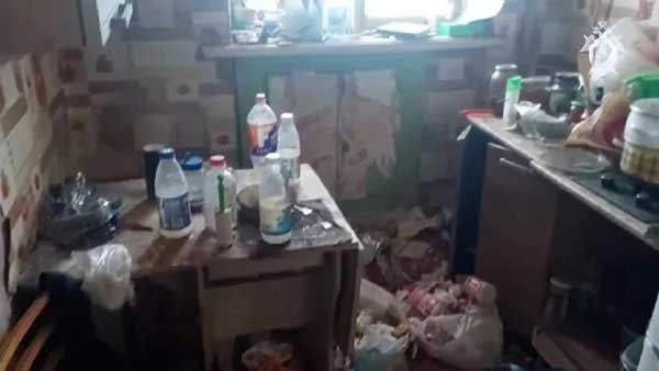 Người mẹ giấu thi thể 3 con để nhận tiền trợ cấp, tiếp tục cuộc sống tiệc tùng-2