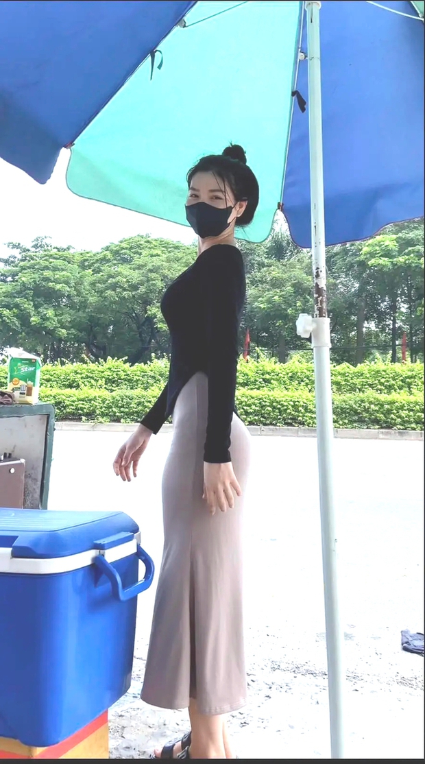 Bán cafe dạo, hai chị em khiến cánh mày râu phải tò mò tìm danh tính-2