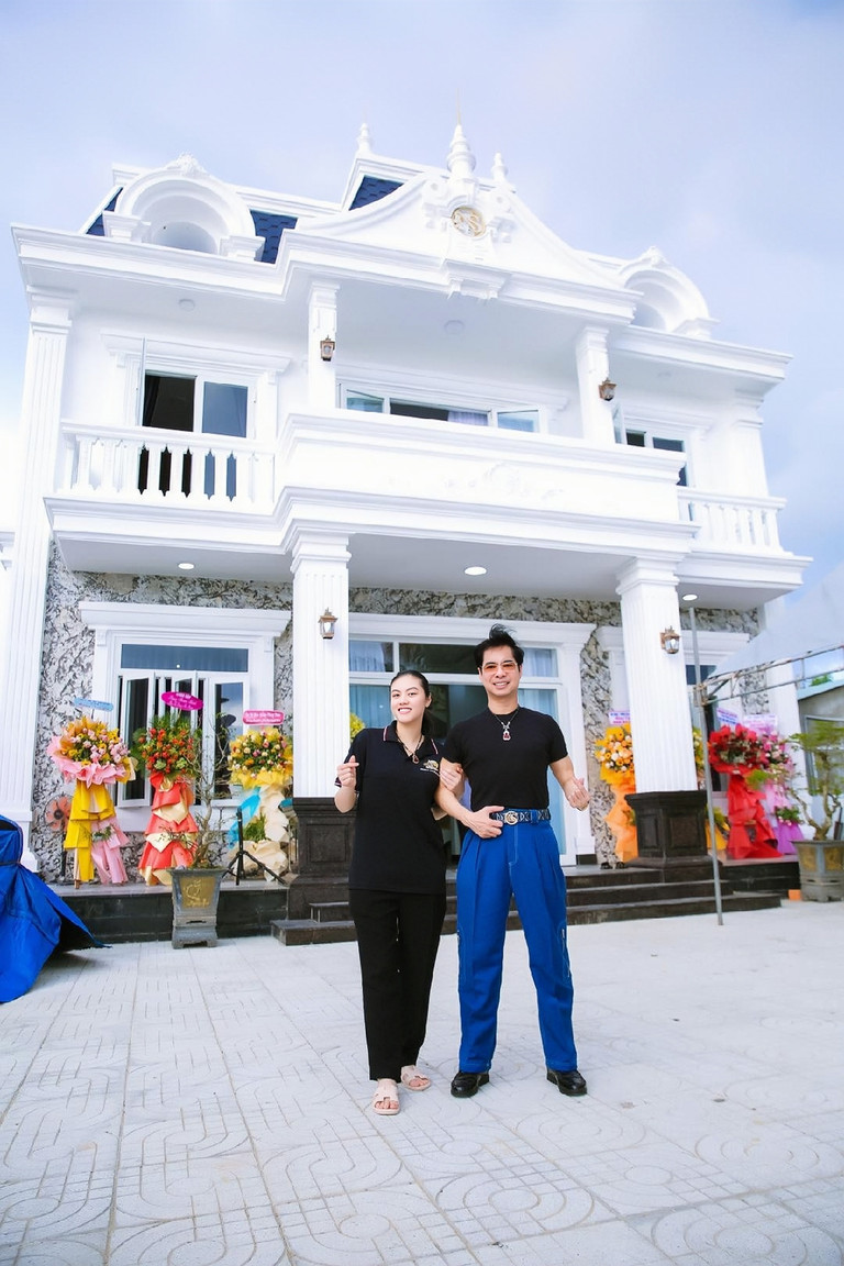 Ngọc Sơn khánh thành từ đường rộng 500m2 như biệt thự ở Quảng Nam-5