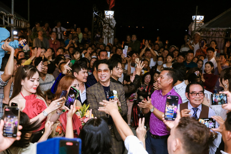 Ngọc Sơn khánh thành từ đường rộng 500m2 như biệt thự ở Quảng Nam-7