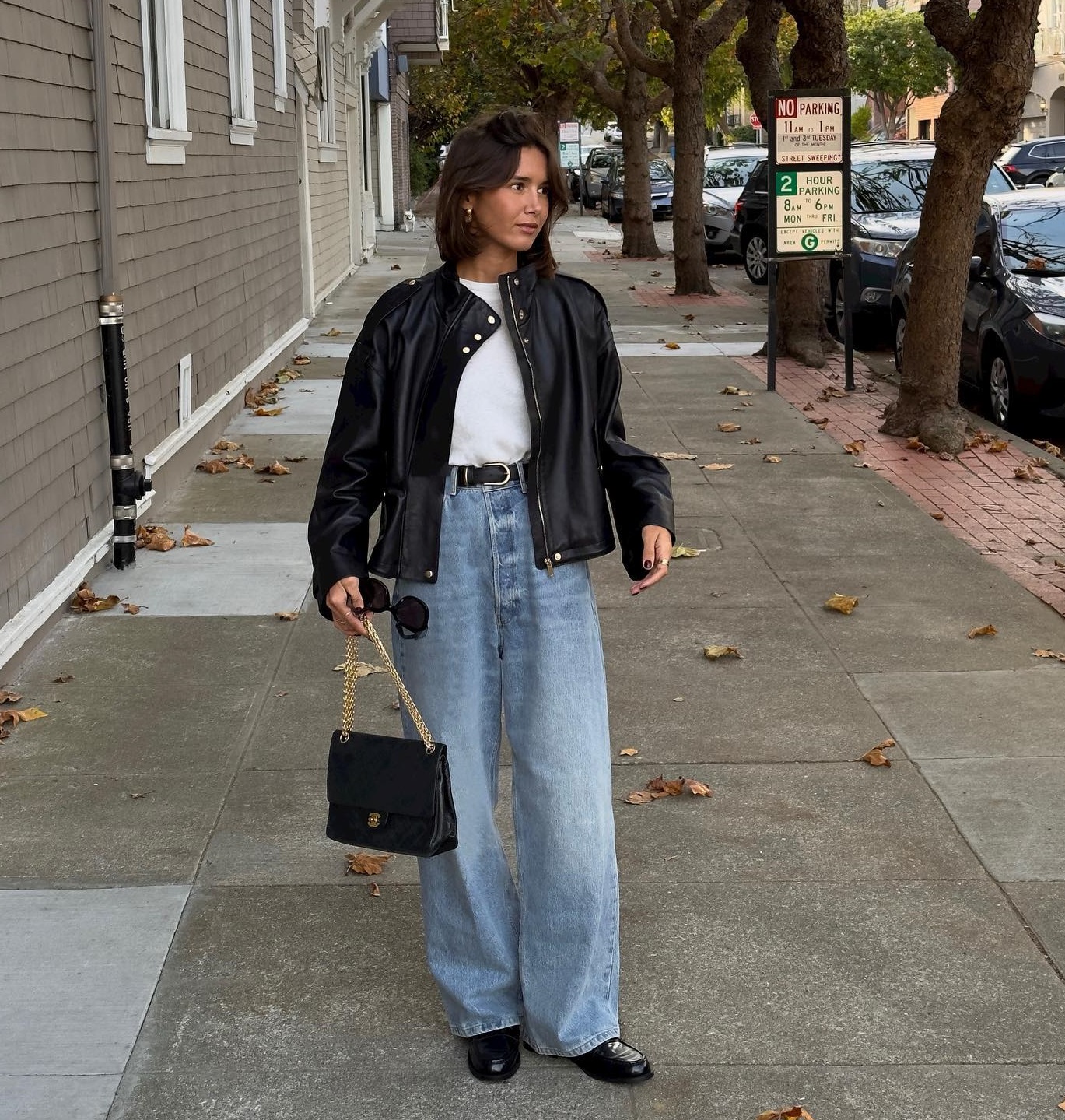 10 set trang phục tối giản sang xịn mịn mà vẫn trẻ trung của phụ nữ Pháp-1