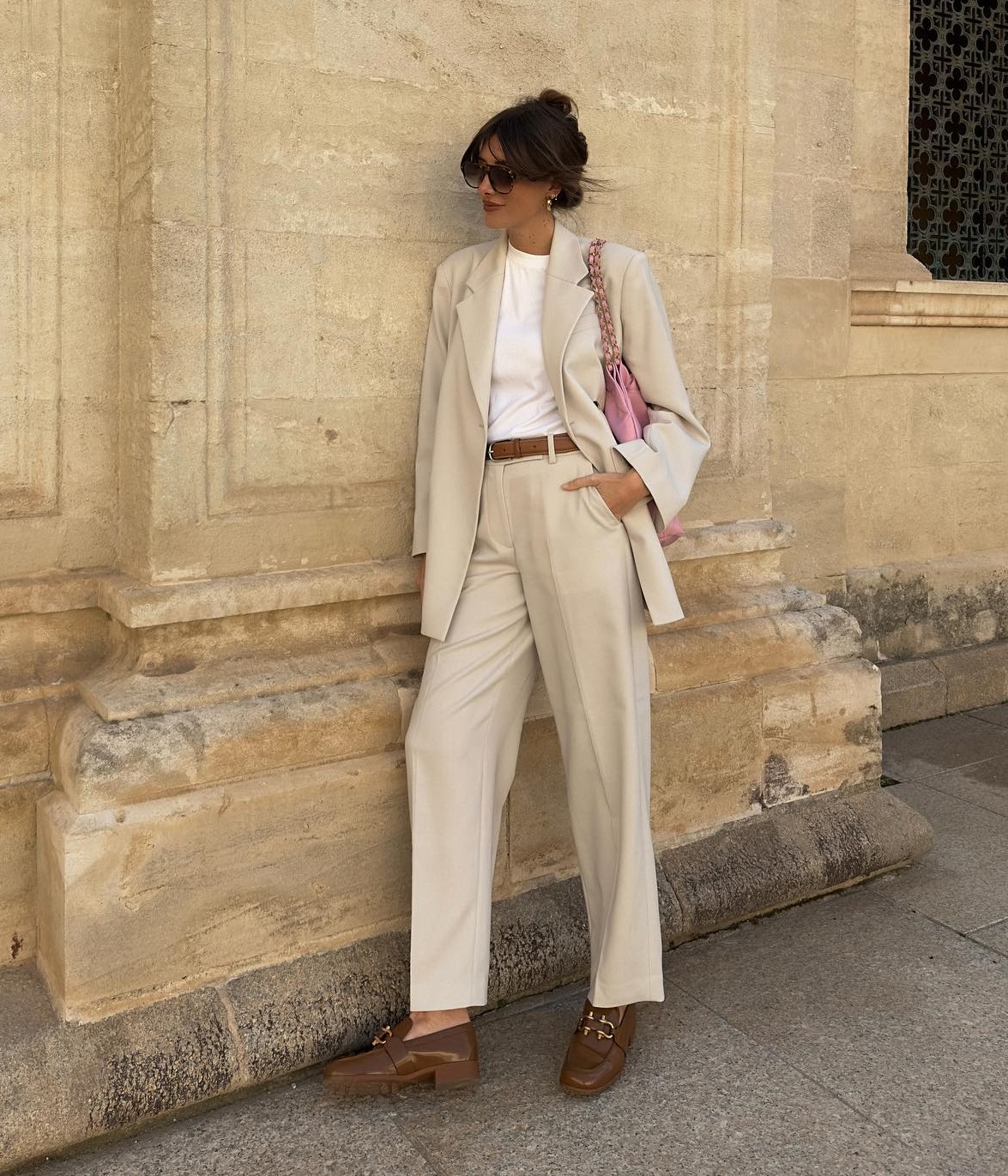 10 set trang phục tối giản sang xịn mịn mà vẫn trẻ trung của phụ nữ Pháp-7