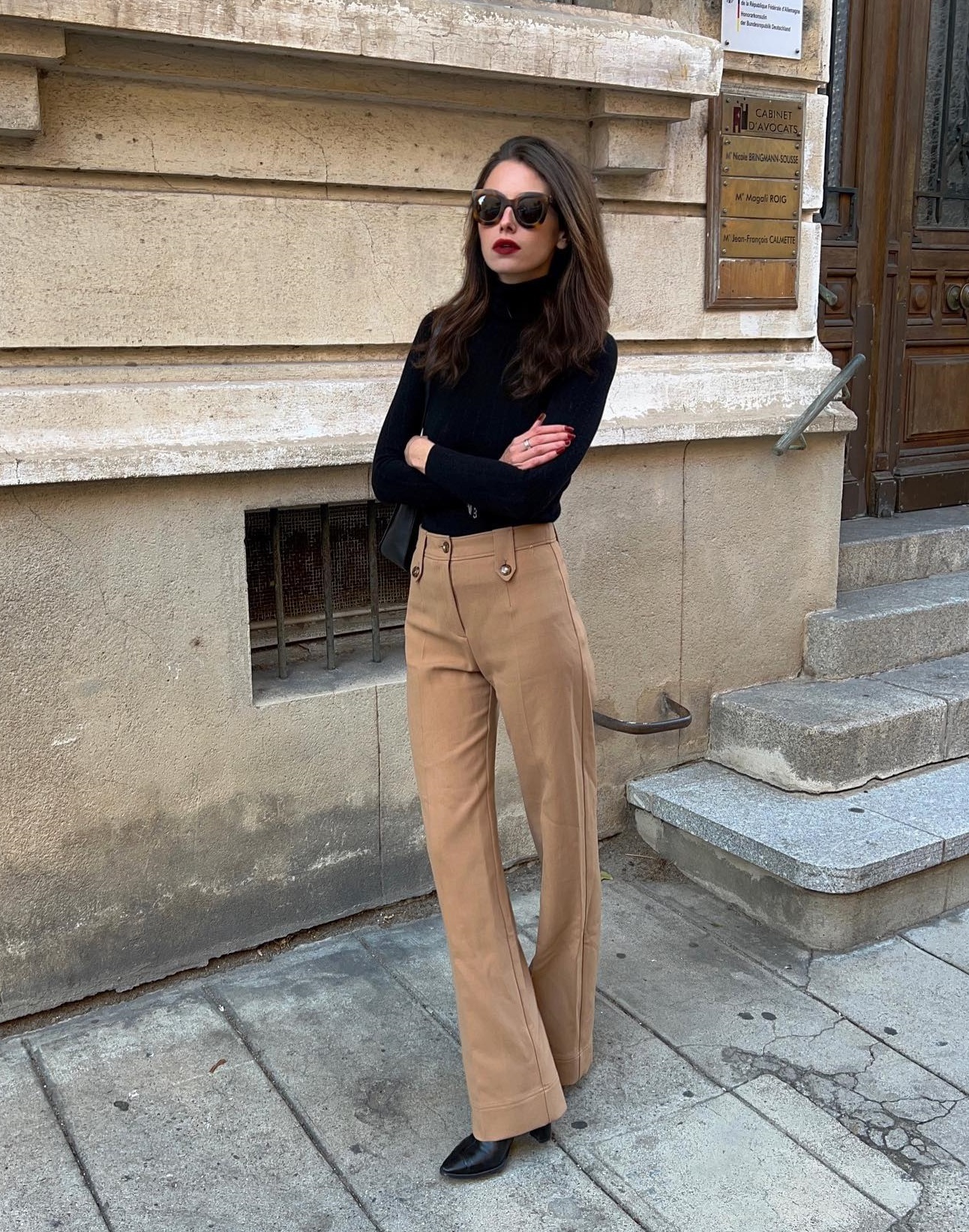 10 set trang phục tối giản sang xịn mịn mà vẫn trẻ trung của phụ nữ Pháp-9