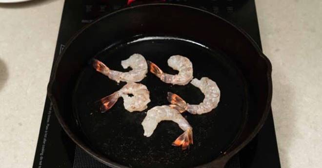 Bí quyết cho món miến xào mềm ngon không dính bết-6