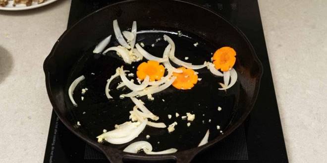 Bí quyết cho món miến xào mềm ngon không dính bết-8