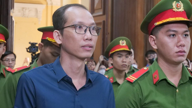 Bất ngờ thân thế người giúp Giám đốc Bệnh viện TP Thủ Đức chiếm đoạt 103 tỉ đồng-1