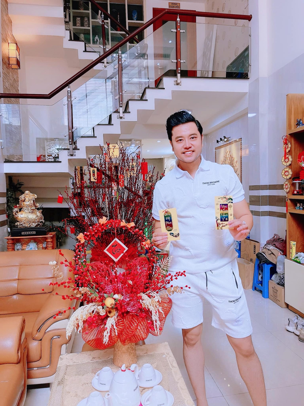 Nam người mẫu từng yêu say đắm tỷ phú hơn 32 tuổi, cuộc sống hiện tại ra sao?-4