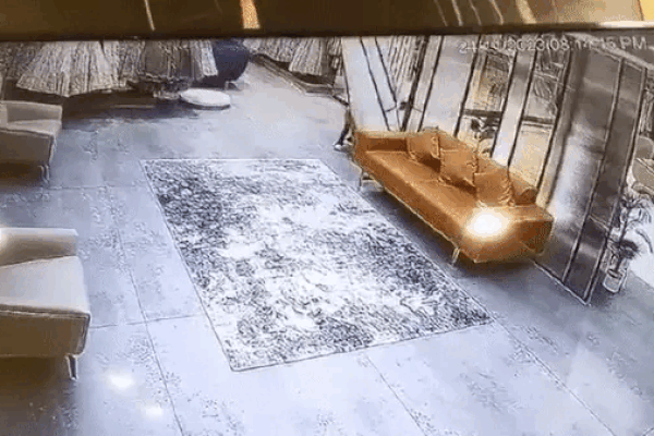 Tự tiêm thuốc giảm cân, bà mẹ lên cơn co giật suýt chết trước mặt các con-4