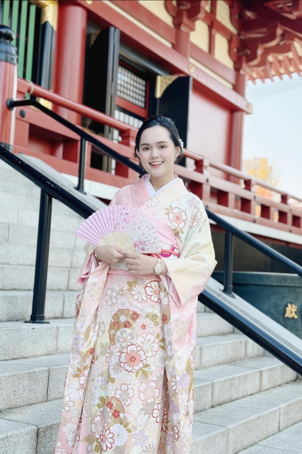 Quỳnh Anh khoe nhan sắc xinh đẹp như gái Nhật khi diện kimono, Duy Mạnh lập tức vào đánh dấu chủ quyền-1