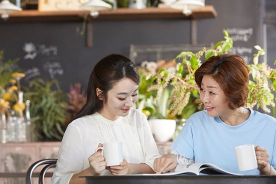 Mẹ bạn trai không cho tôi bước chân vào bếp vì chưa được cưới hỏi