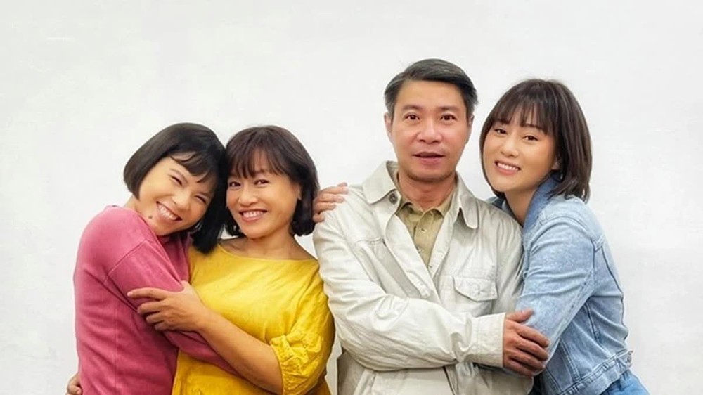 Cuộc hôn nhân kín tiếng của đạo diễn Bùi Thạc Chuyên và diễn viên Tú Oanh-4
