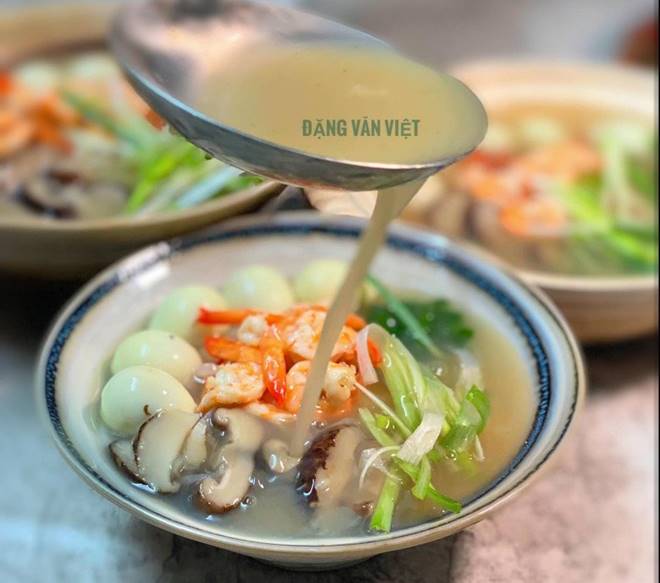 Cách làm bánh canh phồng tôm thơm ngon, ăn là mê đang hot trên mạng xã hội-6