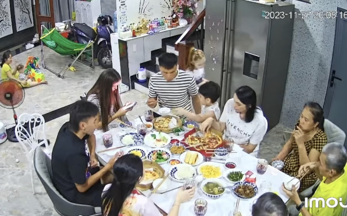 Hé lộ mối quan hệ thông gia nhà Bùi Tiến Dũng và mẫu Tây Dianka, liệu có thân thiết?-1