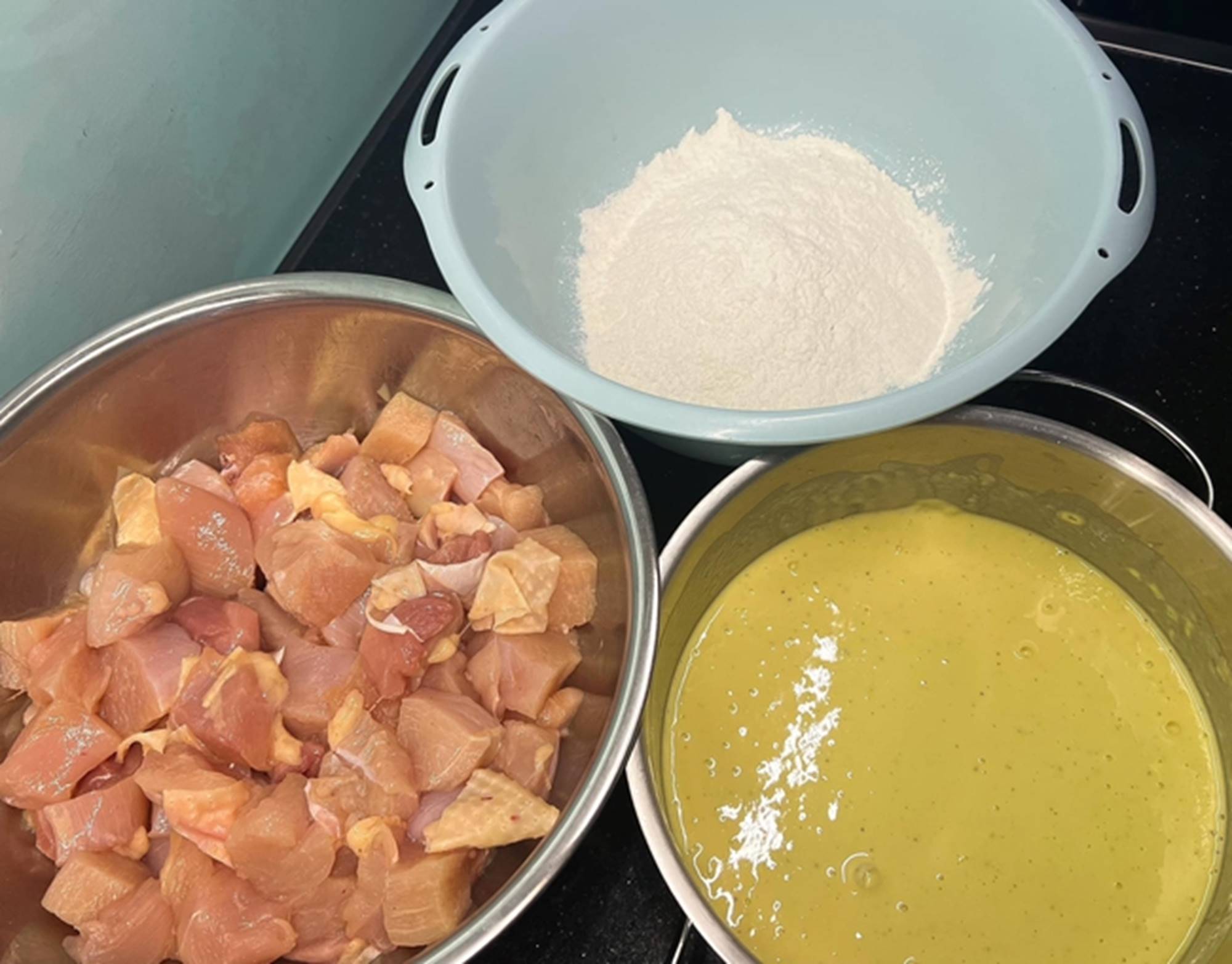 Để làm gà viên chiên giòn rụm như ngoài hàng, đừng bỏ qua công thức pha bột này-1