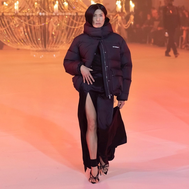 Chân dung con dâu gia tộc Givenchy: U50 góa bụa mới quyết tâm gia nhập làng mẫu, đập tan mọi định kiến để trở thành người mẫu đắt giá-5