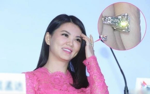 Lịch học hàng ngày của đứa trẻ nhà hào môn gây choáng: Sinh ra trên núi tiền thì phải tu dưỡng cho xứng đáng-1