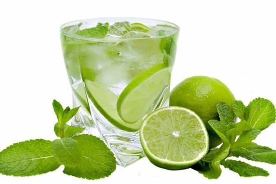 Trà chanh giã tay ‘siêu hot’ khiến giới trẻ thích mê nhưng tránh ngay những sai lầm này kẻo tự ‘hạ độc’ chính mình