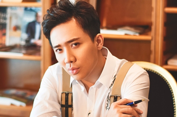 Tài khoản Ngọc Trinh sáng đèn: Ai quản lý trang mạng xã hội của người nổi tiếng Việt Nam?-2