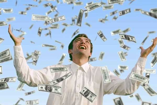 Người đàn ông siêu may mắn, 1 năm trúng xổ số 2 lần gần 500 tỷ đồng-3