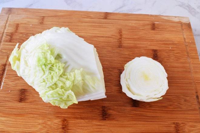 Mùa cải thảo, đem cuộn thịt rồi nấu thế này được món vừa ngon lại đẹp làm sáng bừng cả bàn ăn-4