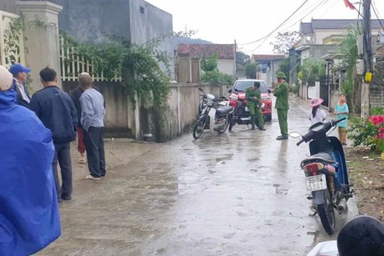 Vụ bé 2 tuổi mất tích bí ẩn: Tiến hành trích xuất camera an ninh xung quanh hiện trường