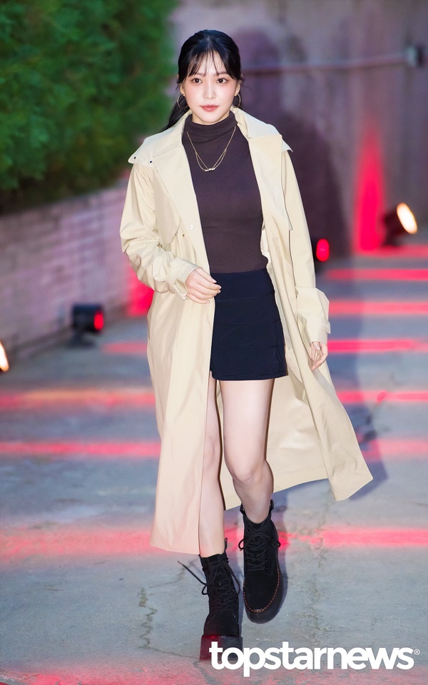 10 cách mặc áo khoác dài tôn dáng tối ưu của sao Hàn có chiều cao khiêm tốn-3