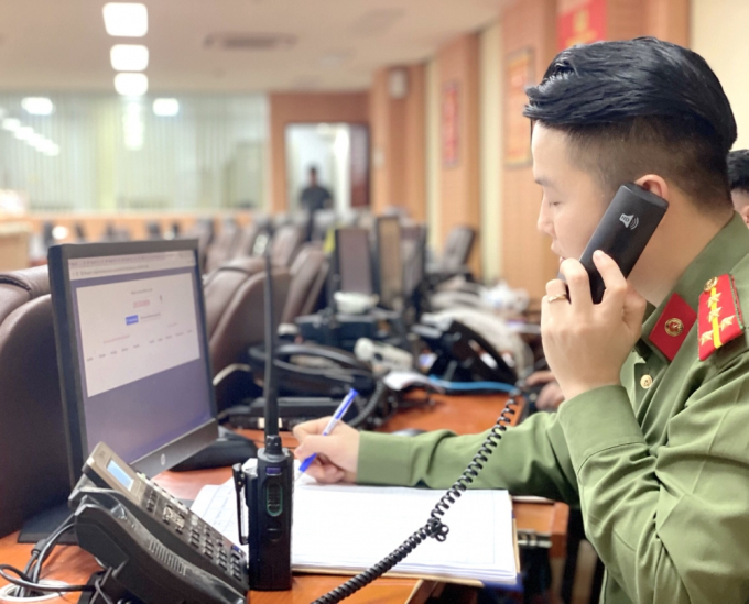 Hai vợ chồng già lo sợ rút 1 tỷ đồng chuyển cho công an, cảnh báo hình thức lừa đảo nhằm vào người lớn tuổi-2