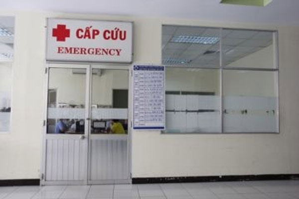 Hai bệnh nhân bỏng nặng do nổ điện thoại-2