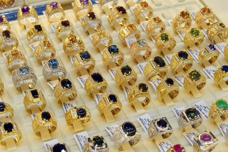 Giá vàng nhẫn một tuần thăng hoa, có thương hiệu đắt thêm 1,4 triệu đồng/lượng-1