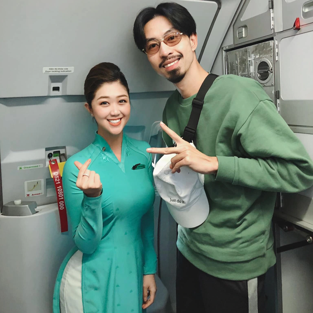 Cuộc sống sang chảnh của nữ tiếp viên trưởng từng gây sốt trên mạng-4