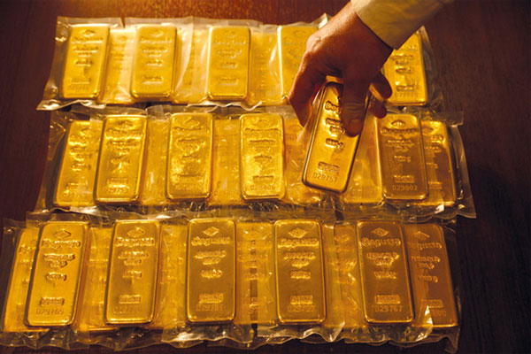 Giá vàng vọt lên kỷ lục mới 74,6 triệu đồng/lượng, điều gì sắp xảy ra?-1