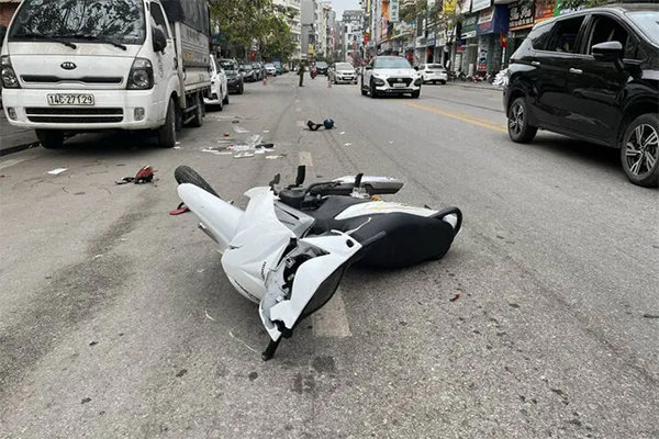 Bị đòi nợ, nhóm thanh thiếu niên dùng thuốc nổ tấn công quán tạp hóa-2