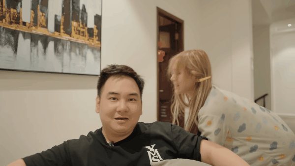 Nàng dâu hào môn để lộ diện mạo luộm thuộm, mặt mộc 100% nhưng vẫn được fan xin vía” vì quá xinh!-1