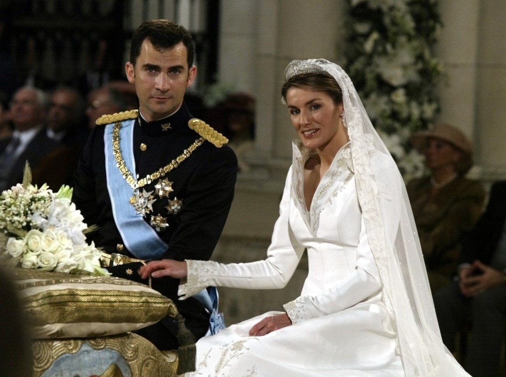 Đến lượt Hoàng gia Tây Ban Nha rung chuyển vì thông tin Hoàng hậu ngoại tình với em rể-2
