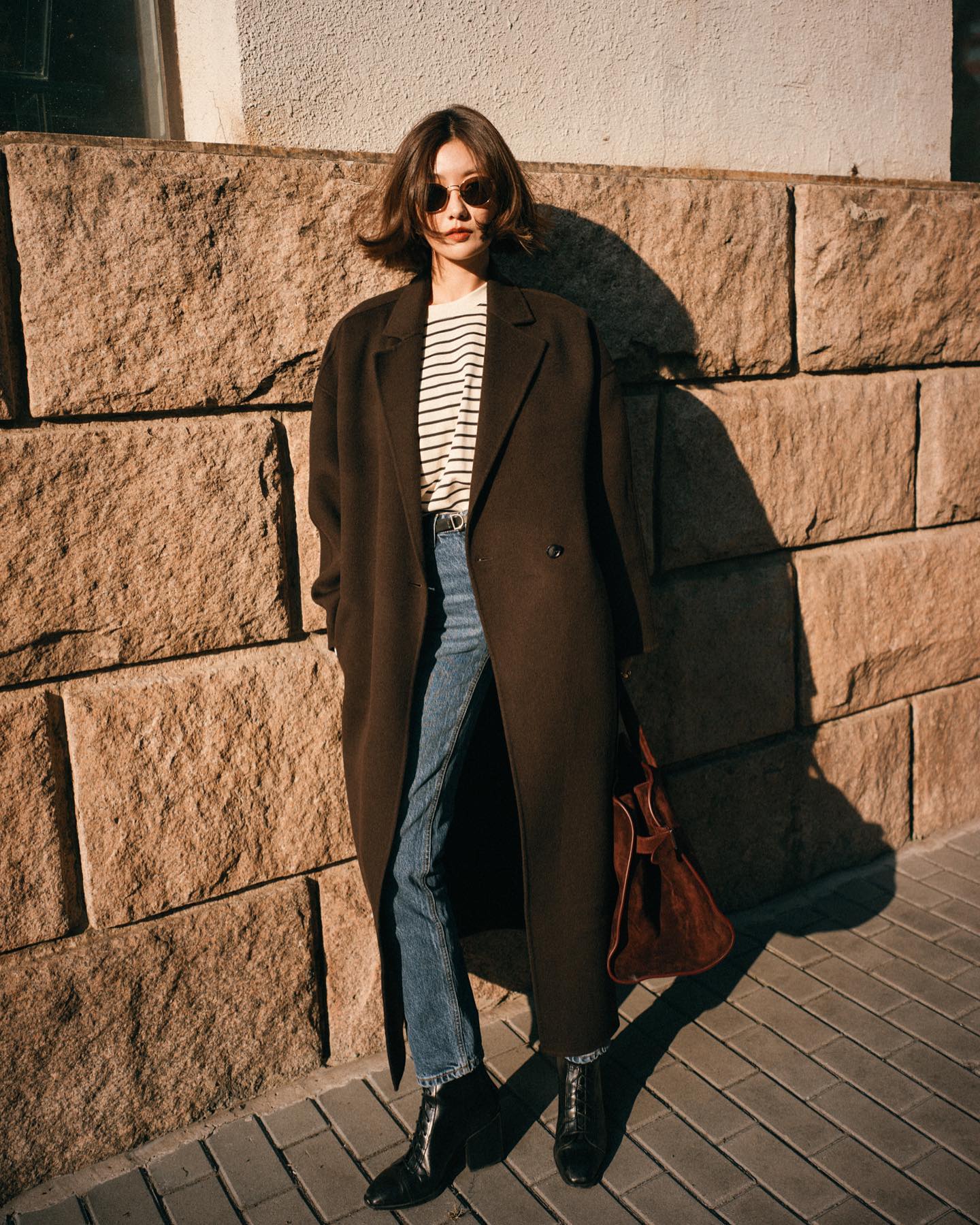 10 cách diện đồ họa tiết kẻ nổi bật mà vẫn sang trọng-1