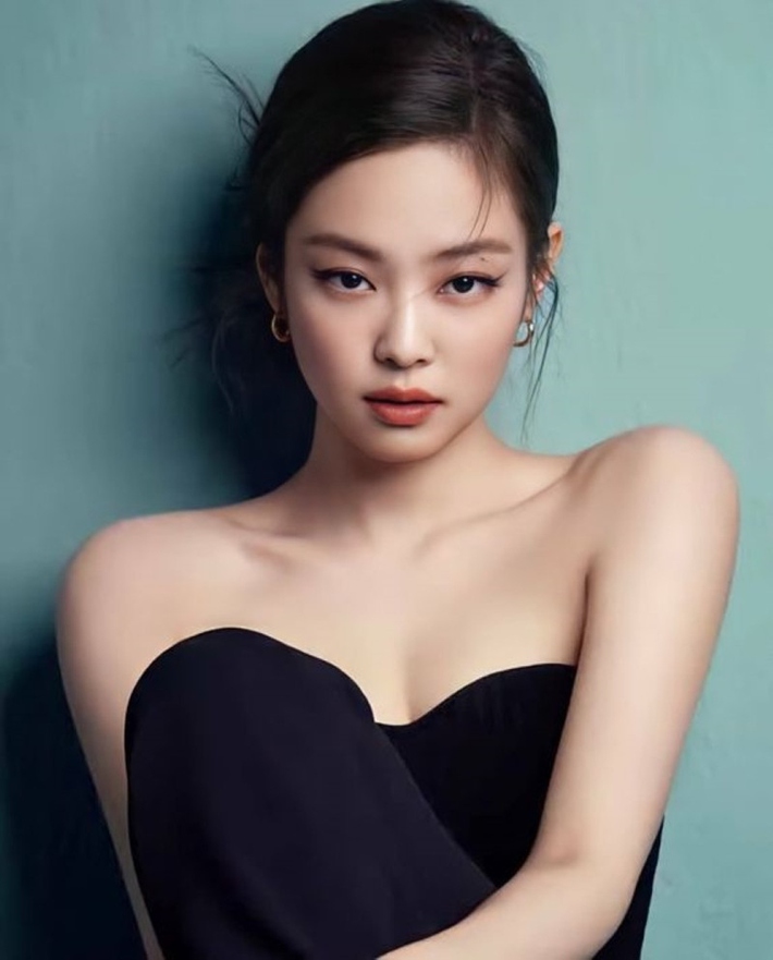 Jennie (Blackpink) tiết lộ bí quyết để có làn da rạng ngời-2