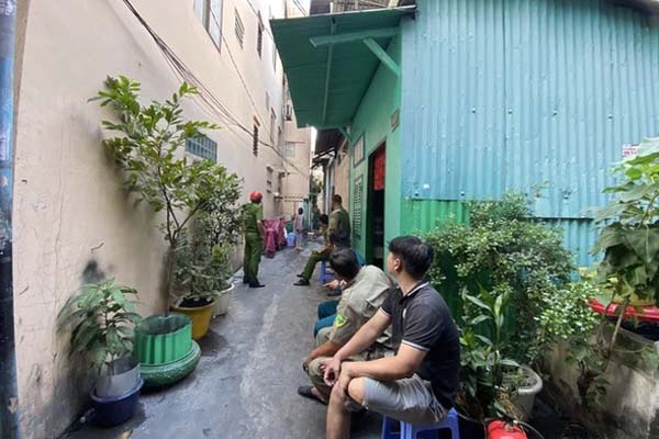 Không khí Noel sớm nhộn nhịp trên phố Hàng Mã-13