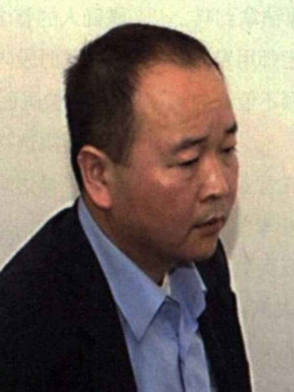 Kim cương 1,3 tỷ đồng bị tráo ngay trước mặt, nhân viên vẫn khẳng định chưa từng rời mắt: Cảnh sát vào cuộc, phát hiện thủ đoạn tinh vi-5