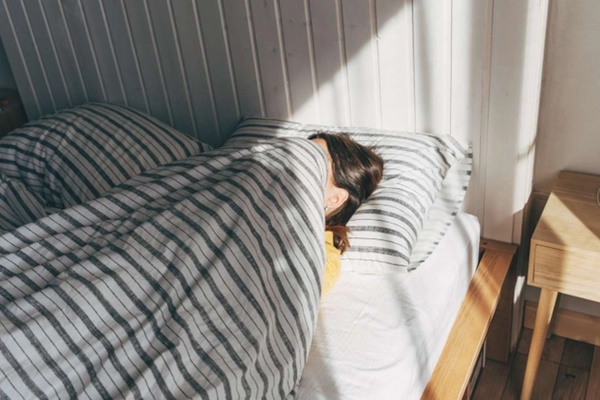 Cơ thể xuất hiện 5 dấu hiệu chứng tỏ thận yếu, duy trì 4 thói quen giúp dưỡng thận, cơ thể trẻ khỏe thấy rõ-2