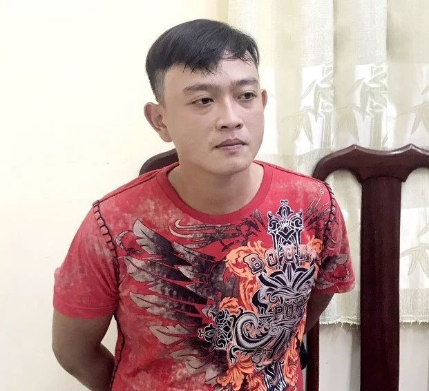 Vụ thảm án ở Cà Mau: Nghi phạm sát hại vợ hờ rồi nằm võng tìm cách giết cha mẹ vợ-1