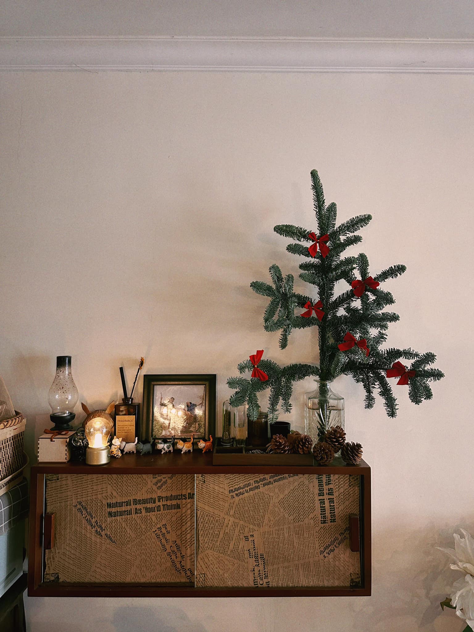 Ngôi nhà cực chất, độc đáo như một quán cafe của ca sĩ Jun Phạm ấm cúng không khí Giáng sinh-6