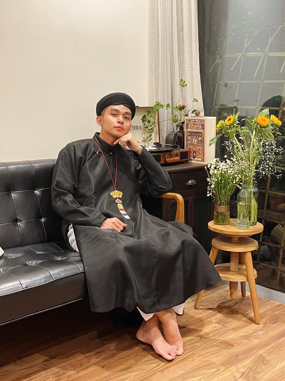 Ngôi nhà cực chất, độc đáo như một quán cafe của ca sĩ Jun Phạm ấm cúng không khí Giáng sinh-15