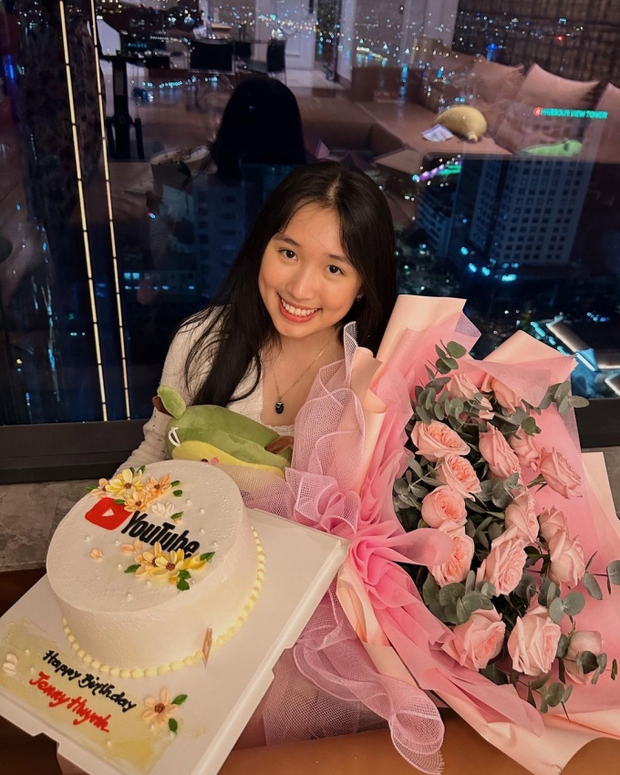 12 tuổi kinh doanh, 18 tuổi khiến cả trường Mỹ ồ lên ngưỡng mộ rồi vào thẳng Stanford: Jenny Huỳnh chạm đến giấc mơ rực rỡ thế nào?-2