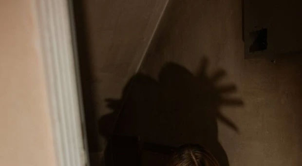 Một gia đình bị thầy bói thao túng tâm lý suốt 19 năm, lừa đảo gần 5 tỷ VNĐ, bí mật phanh phui khiến dư luận choáng váng-2