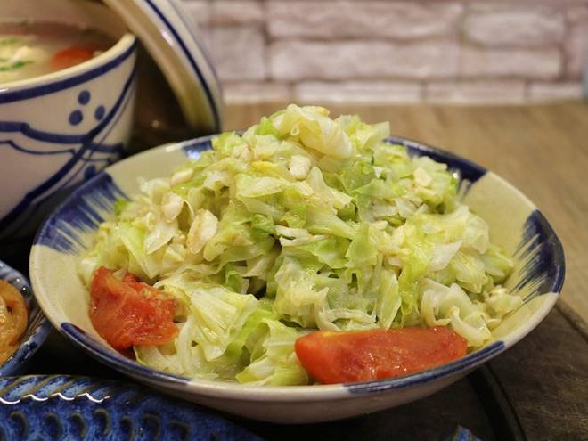 Bữa tối toàn món quen nhưng tốn cơm vô cùng-7