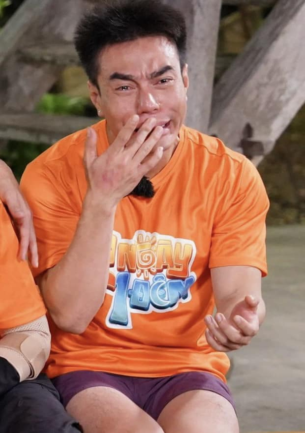 Lê Dương Bảo Lâm gây bức xúc vì công khai vòi quà khán giả, thái độ khó chịu ra mặt khi đăng đàn của ít lòng vòng-3