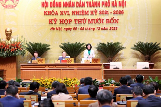 Thông qua Nghị quyết hỗ trợ nhà ở cho hộ nghèo, hộ cận nghèo theo chuẩn Thành phố