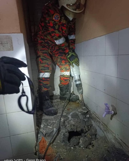 Cho thuê nhà 2 năm, khi sửa lại căn hộ gia chủ phát hiện thứ kinh dị trong bể nước, lập tức báo cảnh sát-2