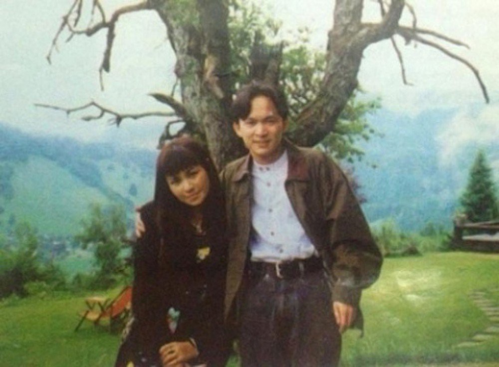 Ca sĩ xinh đẹp sắp được phong NSND: Tuổi 54 viên mãn bên chồng thứ ba là bác sĩ phong độ-1